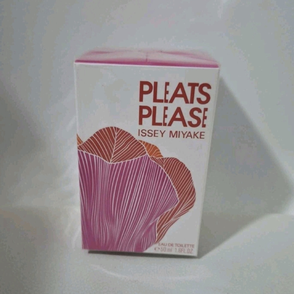 New In Sealed Box Issey Miyake Pleats Please